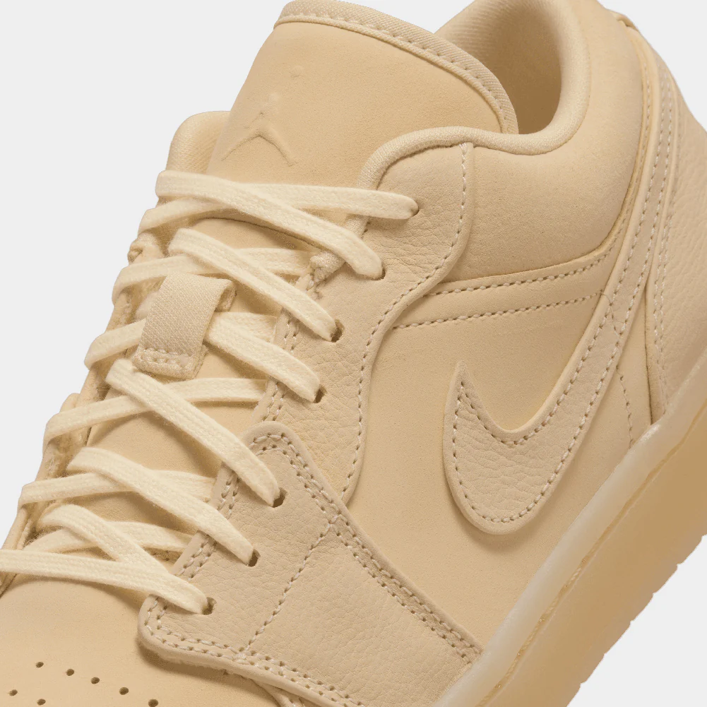 Air Jordan 1 Low SE (W) - Image 7