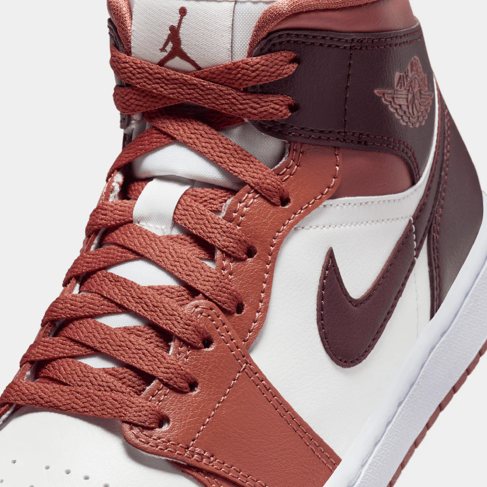 Air Jordan 1 Mid (W) - Image 6