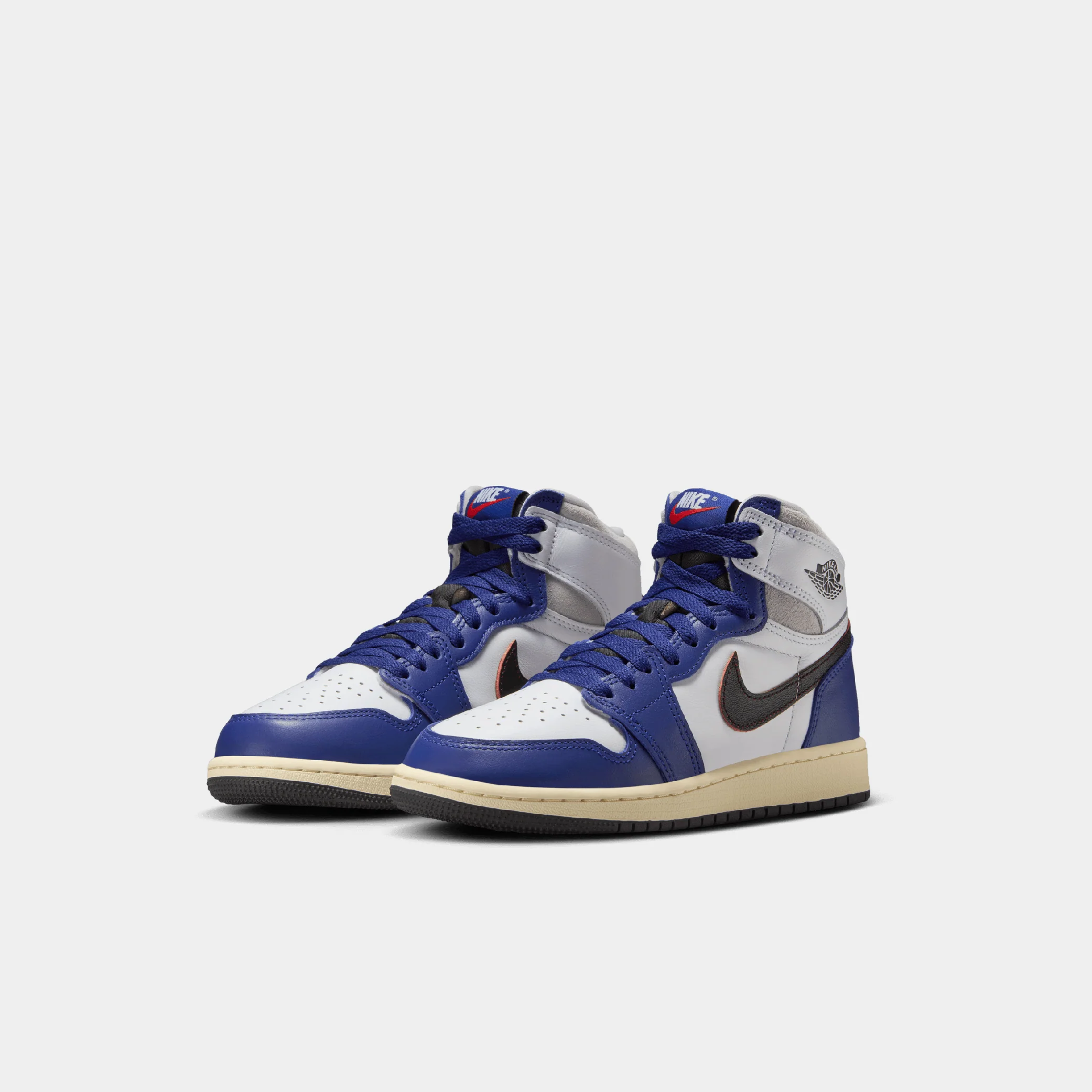 Air Jordan 1 Retro High OG (GS) - Image 2