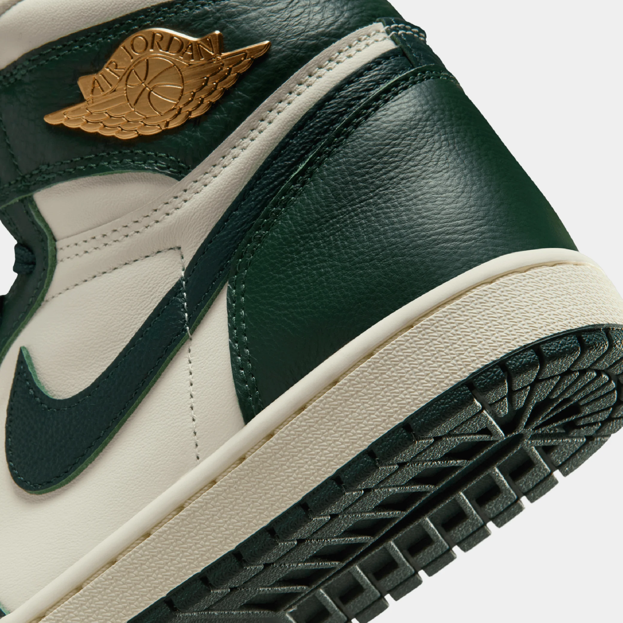 Air Jordan 1 Retro High OG "Pro Green" (W) - Image 8