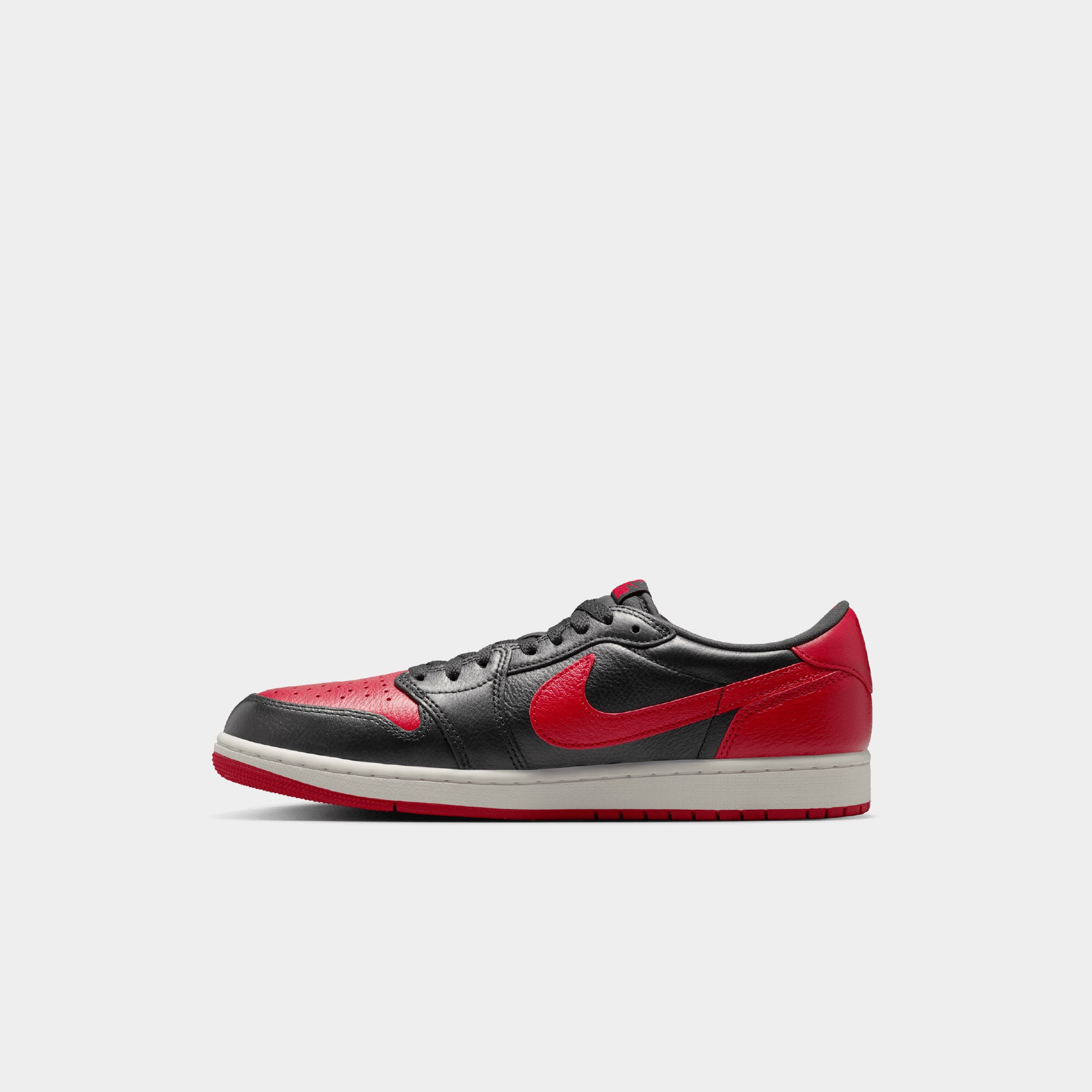Air Jordan 1 Retro Low OG "Banned" - Image 3