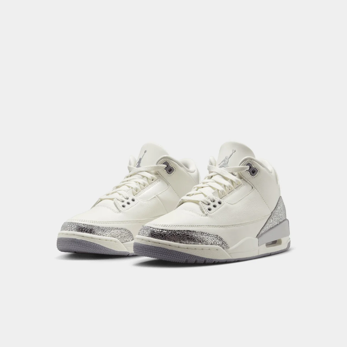 Air Jordan 3 Retro (W) - Image 2