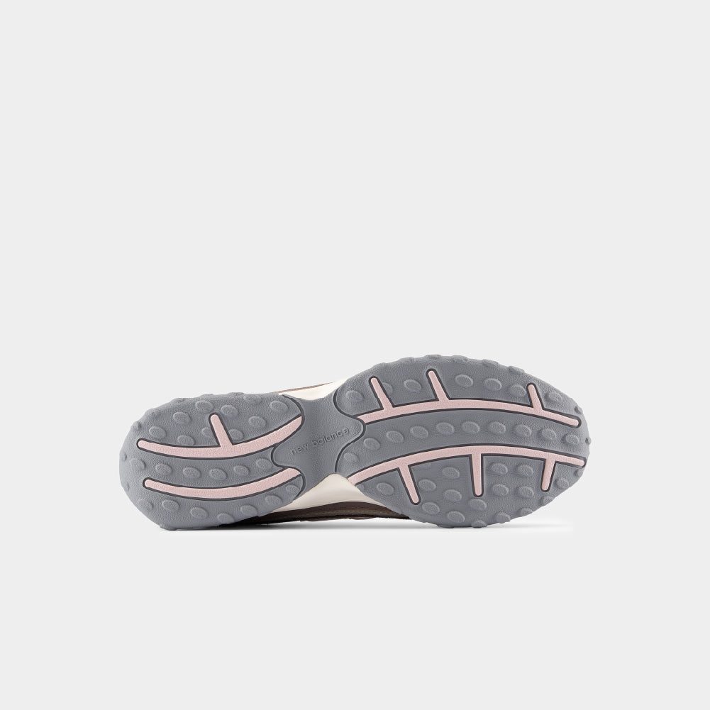 New Balance 204L - Image 5