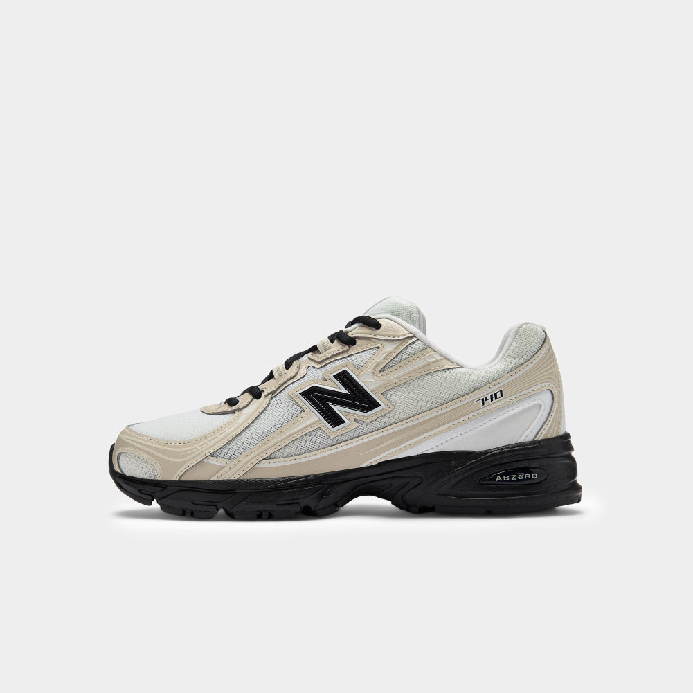 New Balance 740