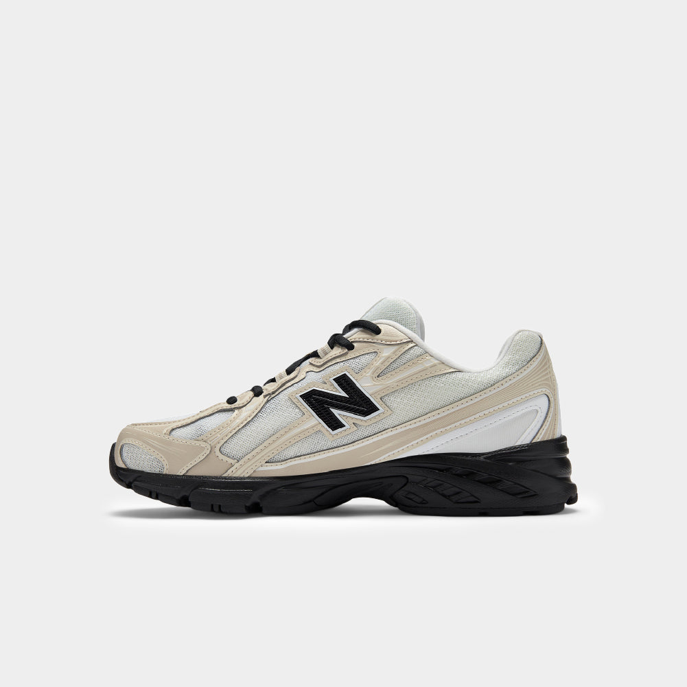 New Balance 740 - Image 3