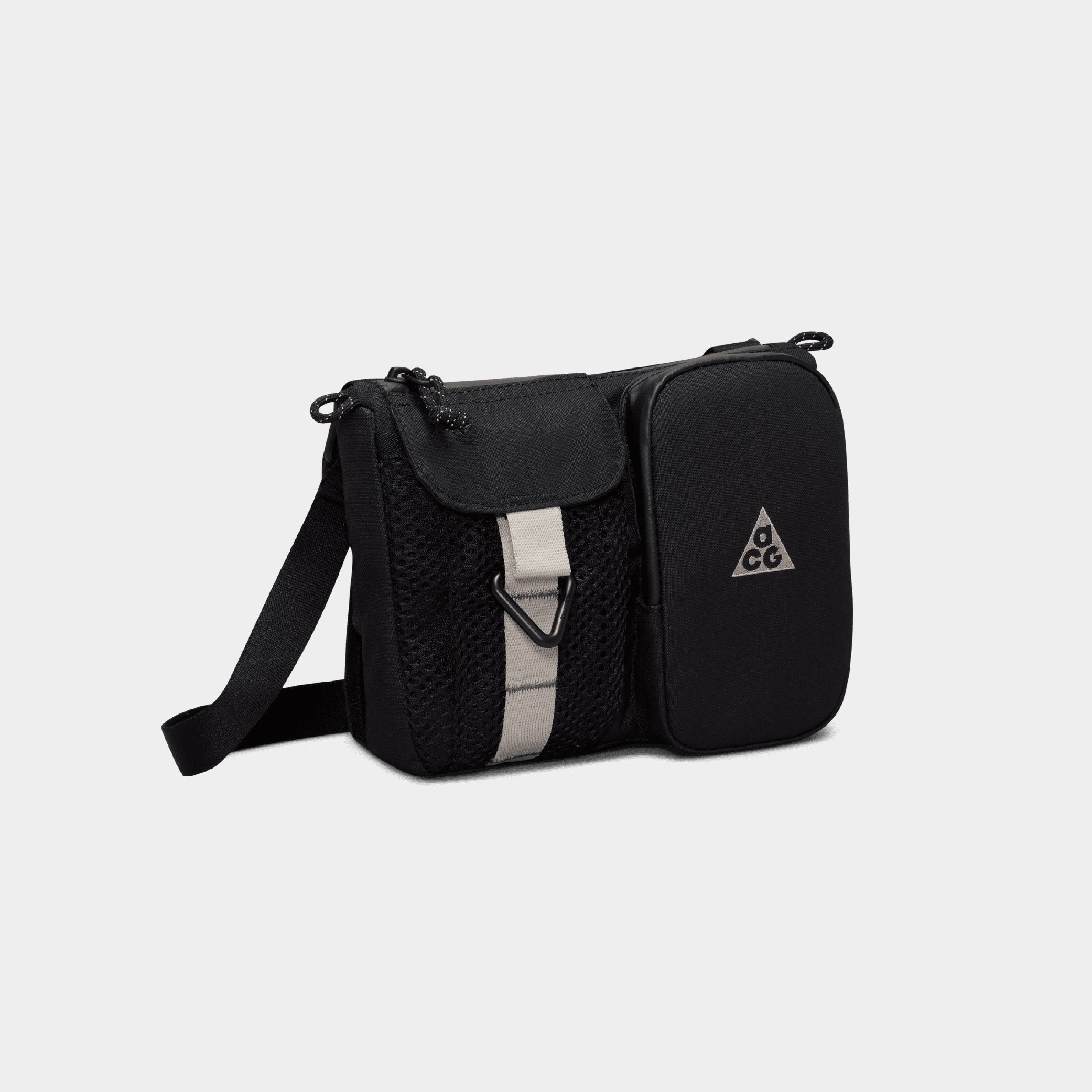 Nike ACG "DAYMAX" Crossbody Bag - Image 3