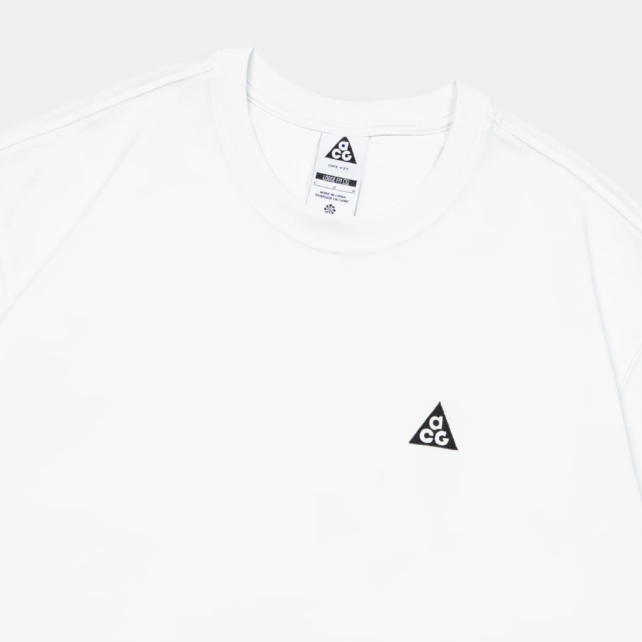 Nike ACG Short Sleeve T-Shirt - Image 3