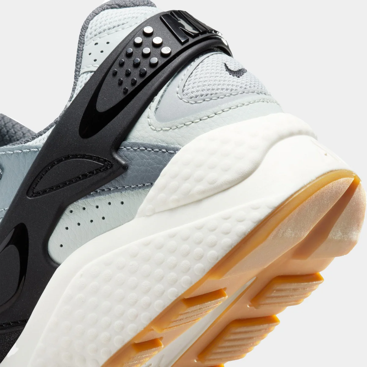 Nike Air Huarache Runner - Image 7