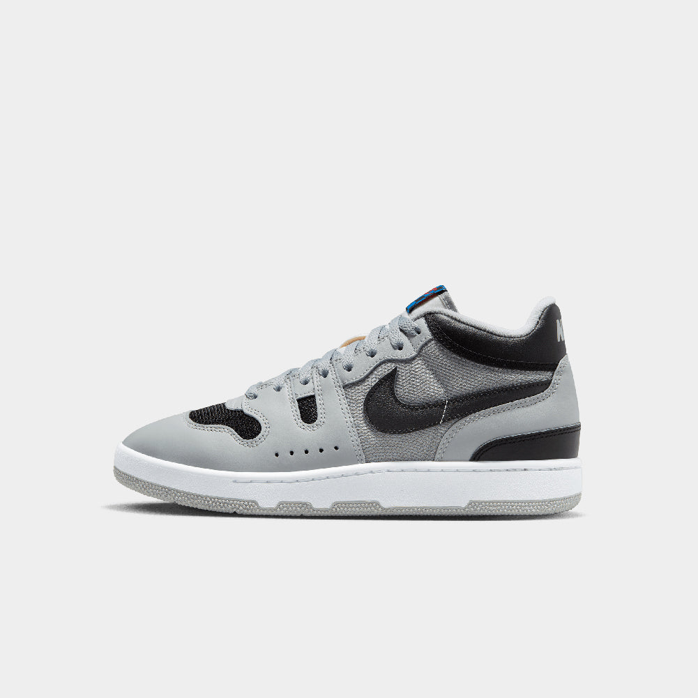 Nike Attack OG