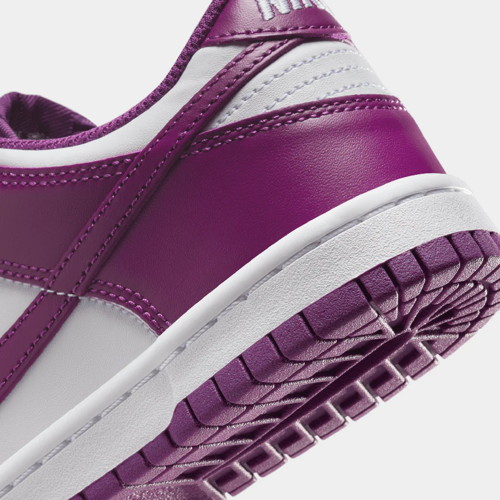 Nike Dunk Low (GS) - Image 6