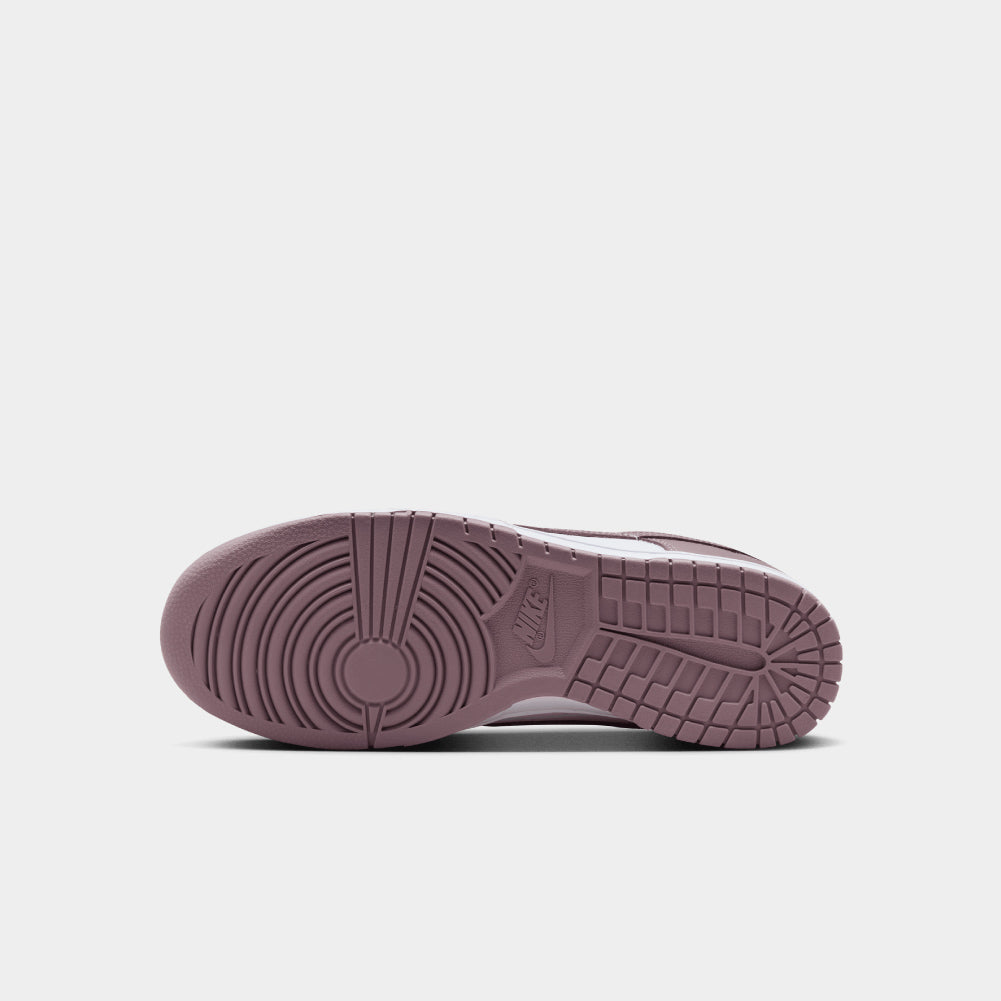 Nike Dunk Low Retro - Image 5