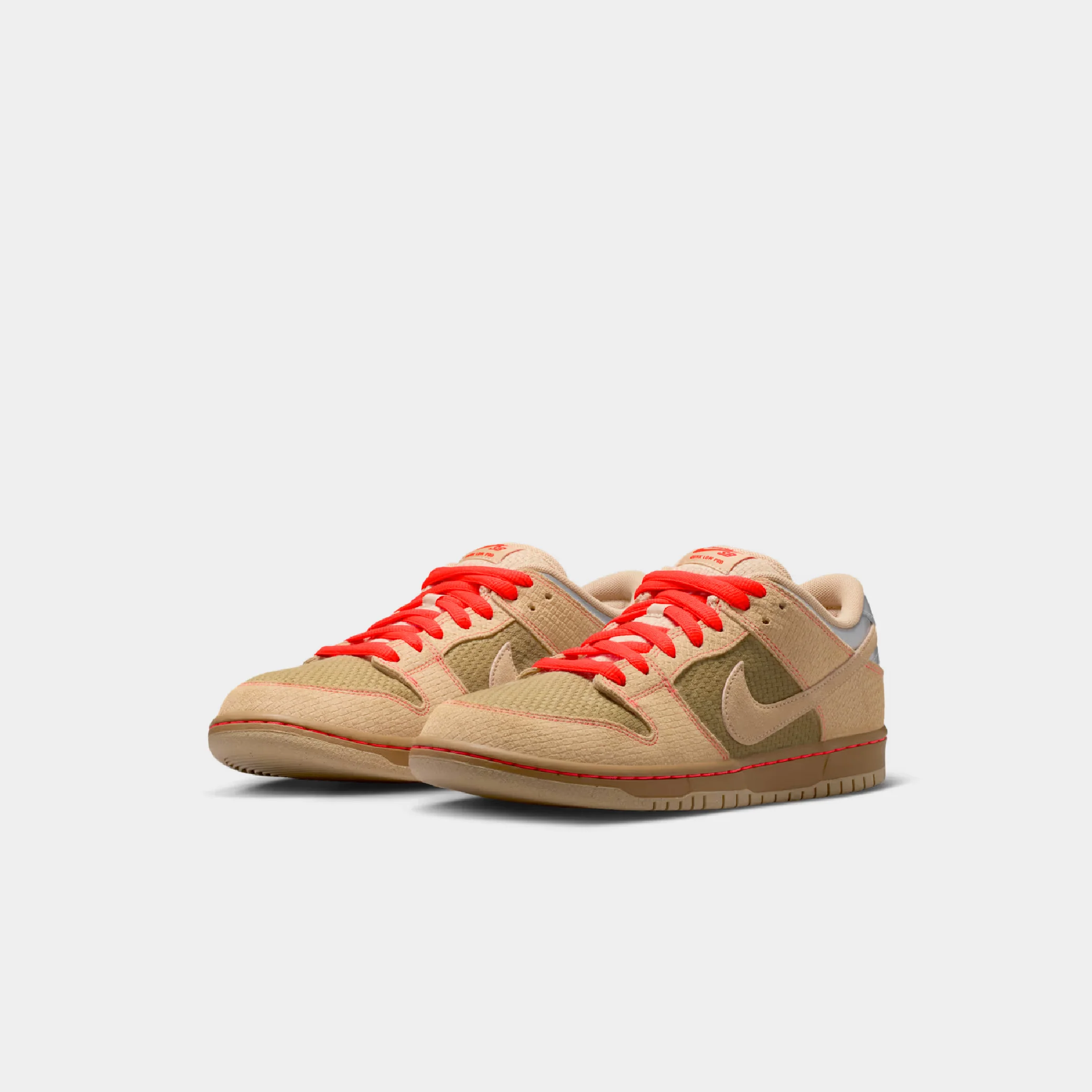 Nike SB Dunk Low "Songkran" - Image 2