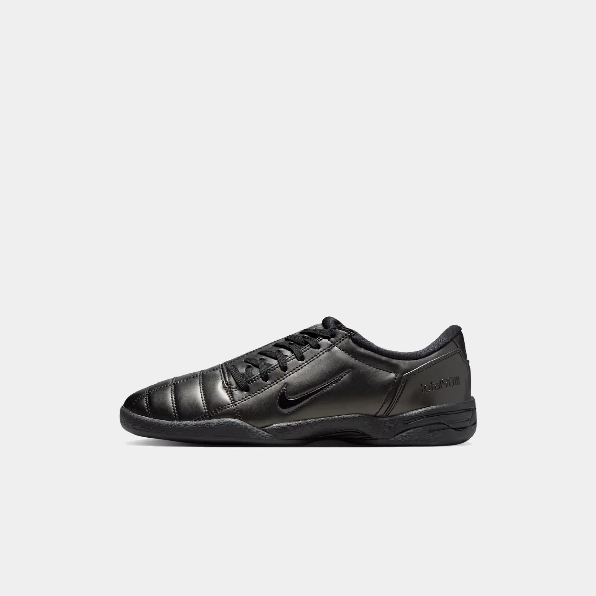 Nike Total 90 (W)