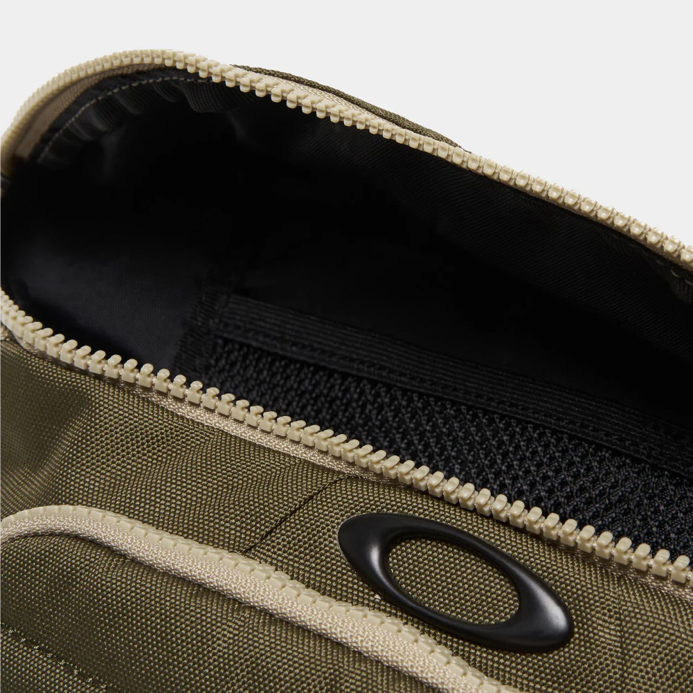 Oakley Enduro Belt Bag - Image 3
