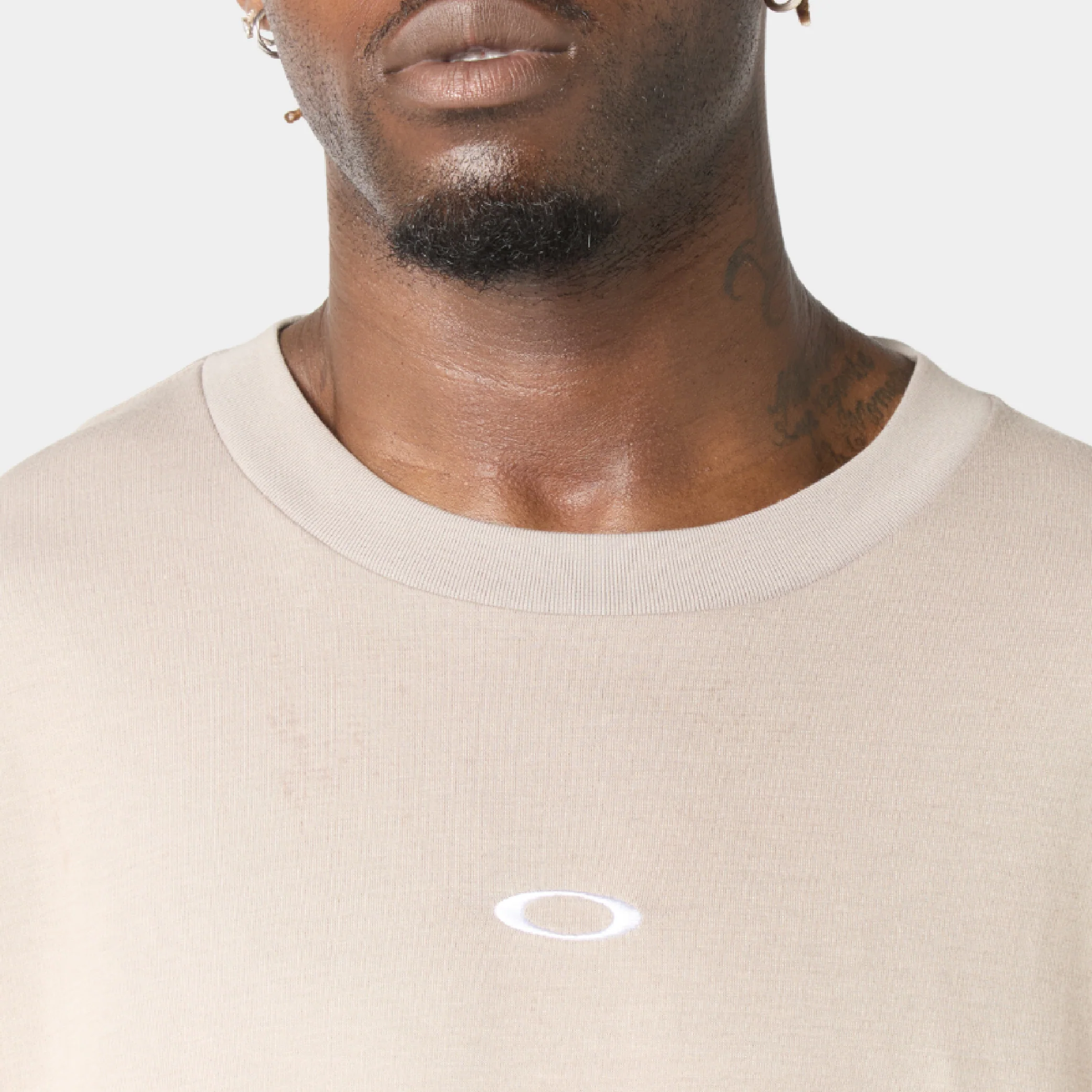 Oakley Enhance QDC Tee 5.0 - Image 3
