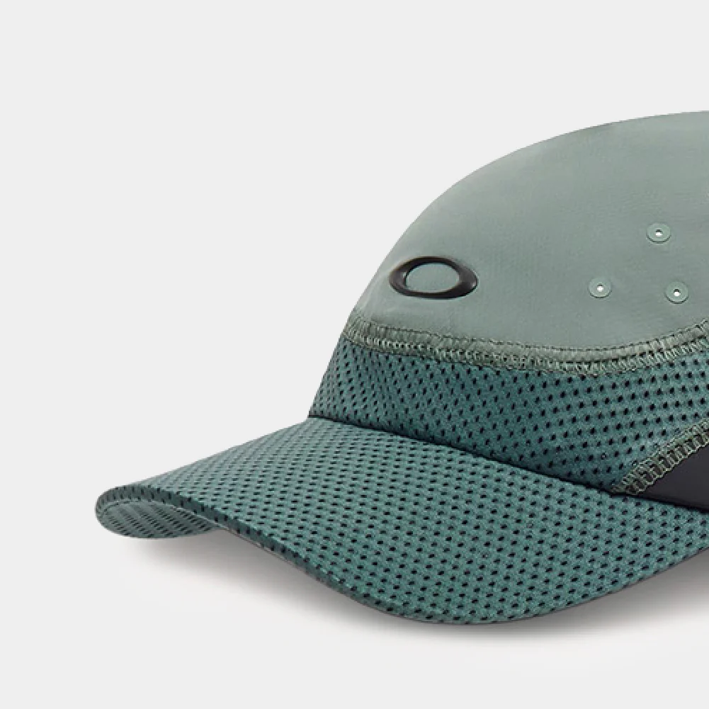 Oakley Fusion Golf Cap - Image 3