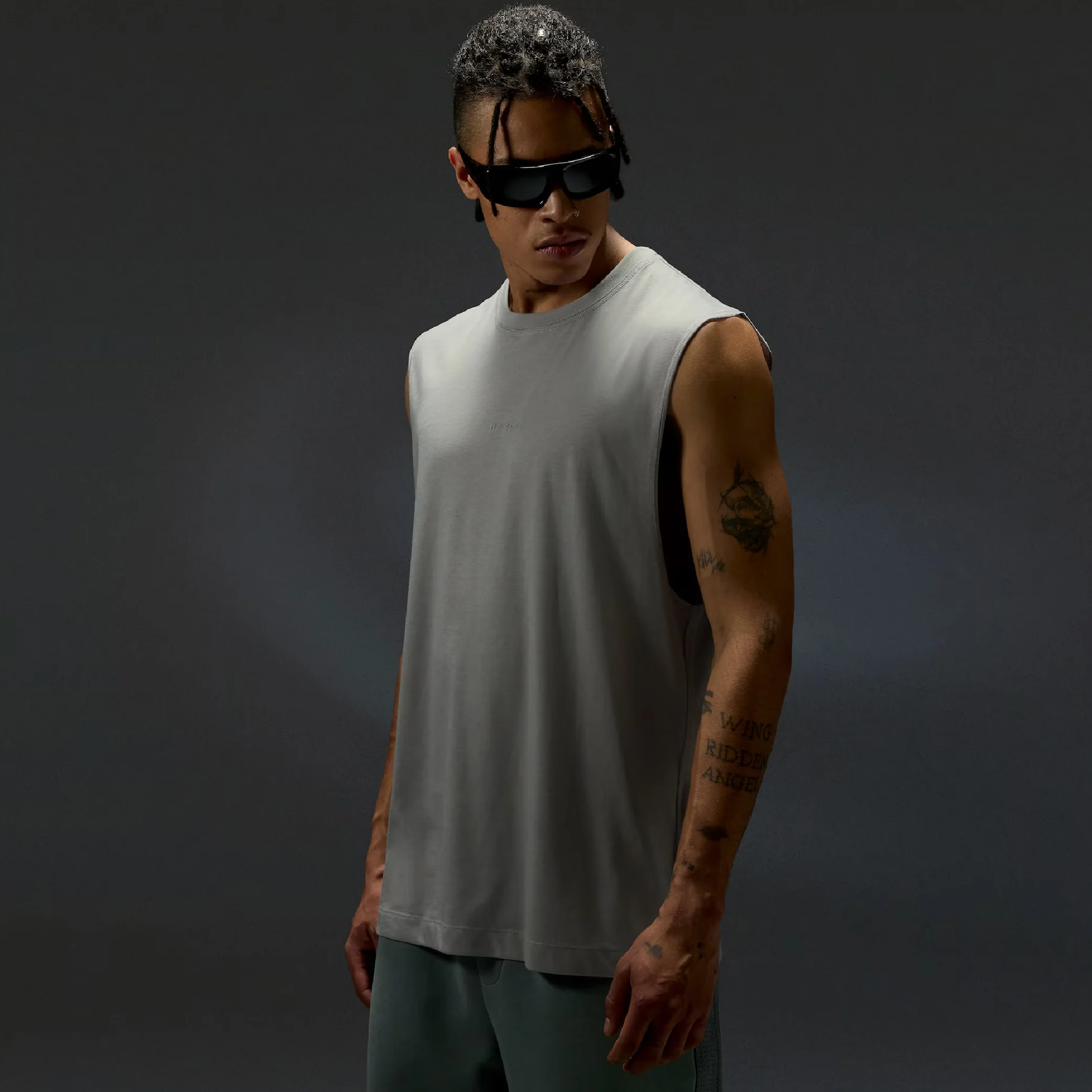 Oakley Reserve Momento Tank - Image 2
