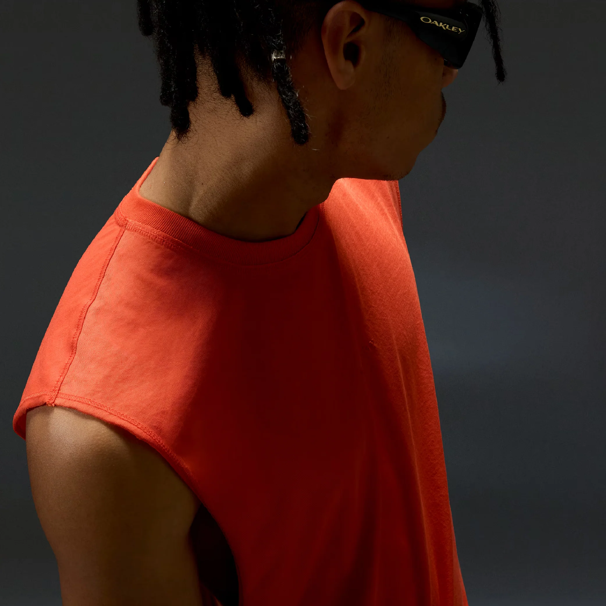 Oakley Reserve Momento Tank - Image 3