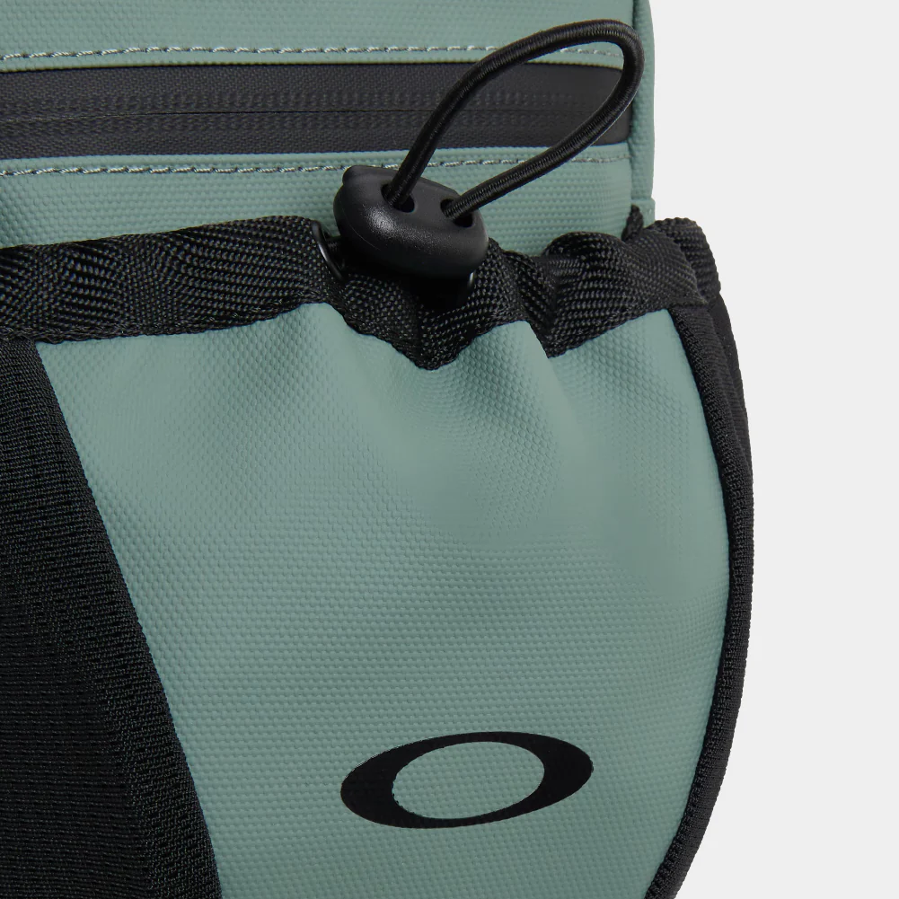 Oakley Rover Crossbody - Image 4