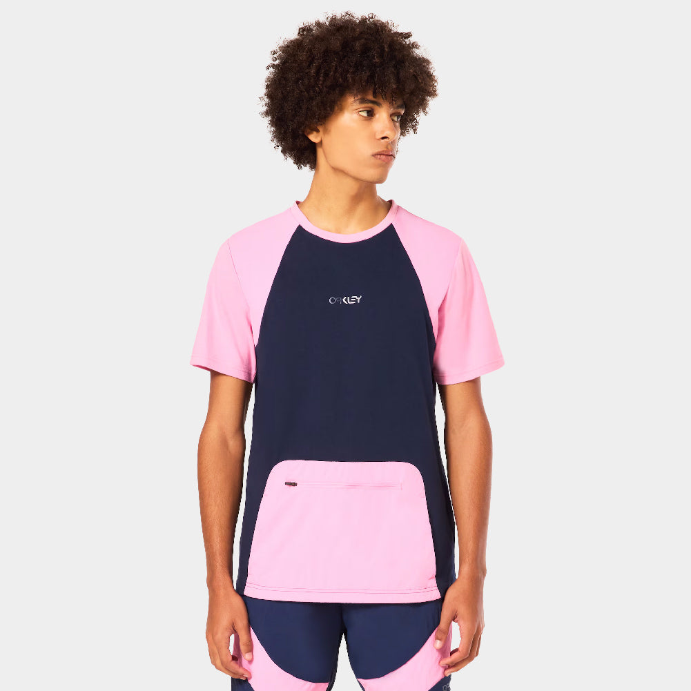 Oakley Verve RC Kangaroo Pocket Tee - Image 5
