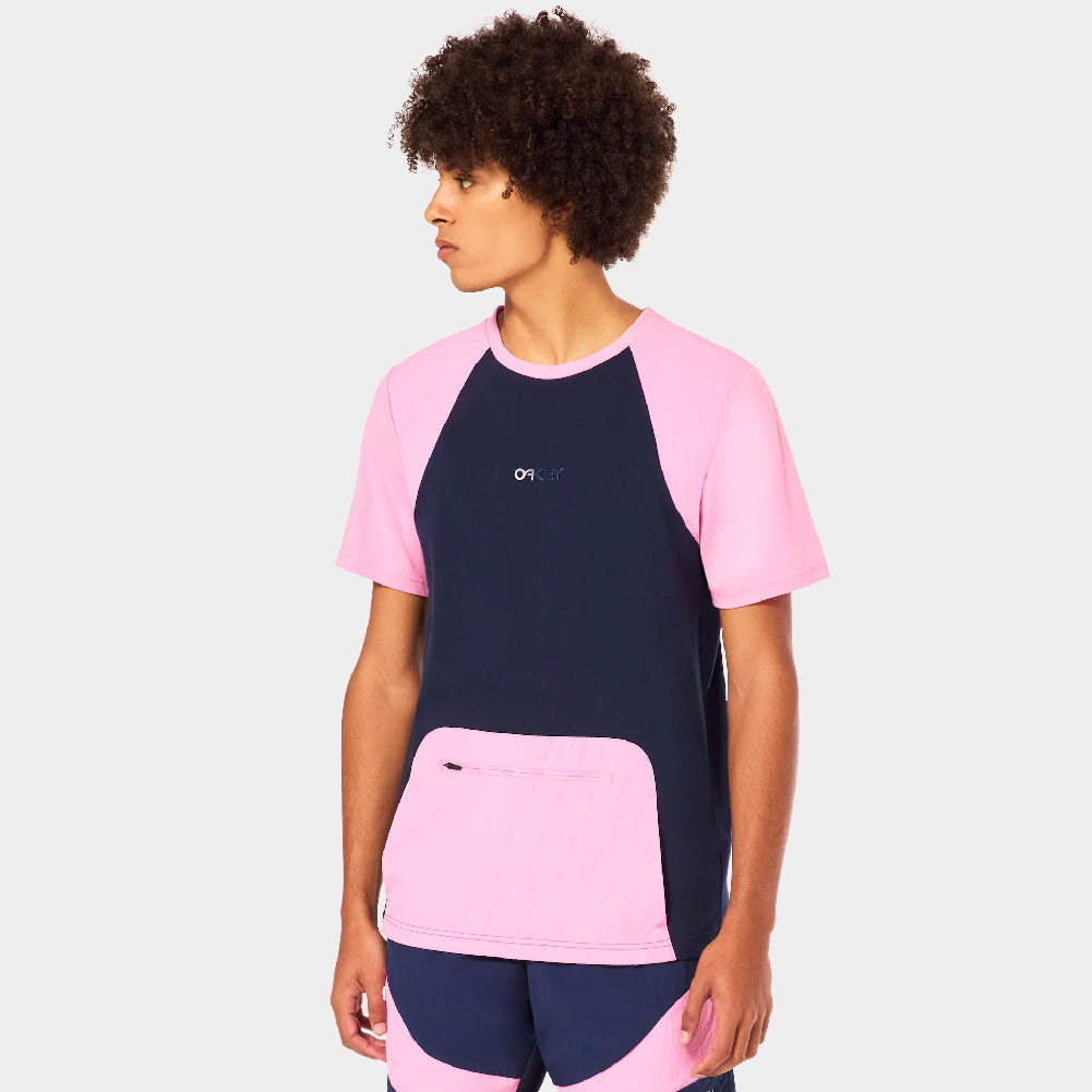 Oakley Verve RC Kangaroo Pocket Tee - Image 6